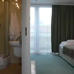 Logos Hotel *