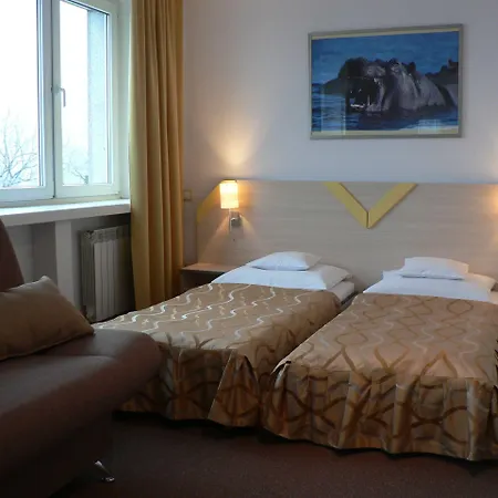 Hotel Logos *