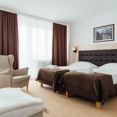 Logos Hotel *