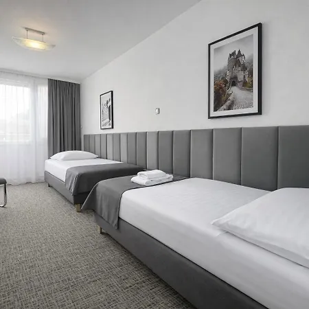 Hotel Logos *